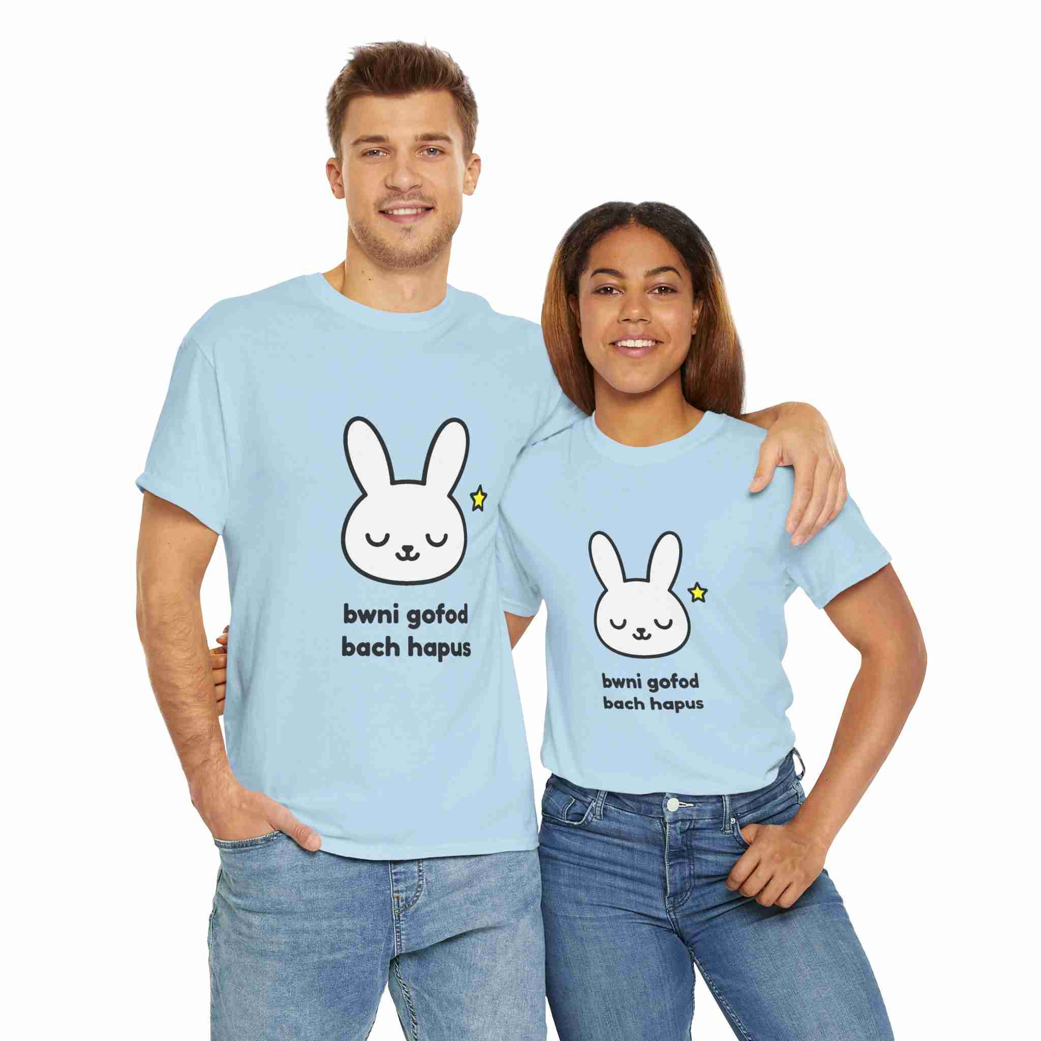 Bwni Gofod Bach Hapus crys-T unrhywiol | Happy Little Space Bunny T-Shirt โ Kawaii Cymreig version - Image 3